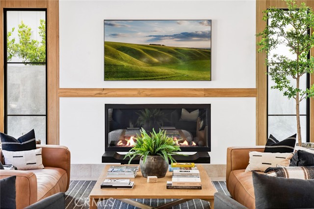 1831 Newport Hills E Drive, Newport Beach CA: https://media.crmls.org/medias/696d5931-066c-4cde-92fc-f3ab1e181dfb.jpg