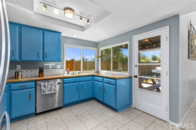 29951 Cactus Place, Temecula CA: https://media.crmls.org/medias/696dccf0-6446-4b7f-a039-f6fb9dd513f0.jpg