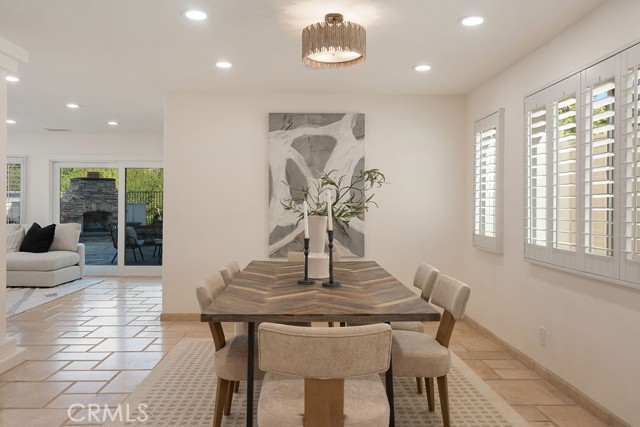 Detail Gallery Image 17 of 58 For 1222 S Silver Star Way, Anaheim Hills,  CA 92808 - 5 Beds | 3/1 Baths