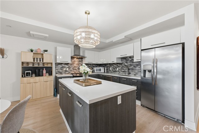 Detail Gallery Image 4 of 49 For 433 Pine #201,  Long Beach,  CA 90802 - 1 Beds | 1 Baths