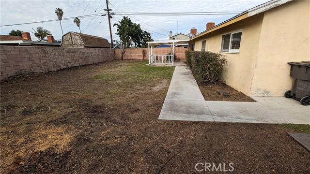 Image 2 for 16411 Golden Gate Ln, Huntington Beach, CA 92649