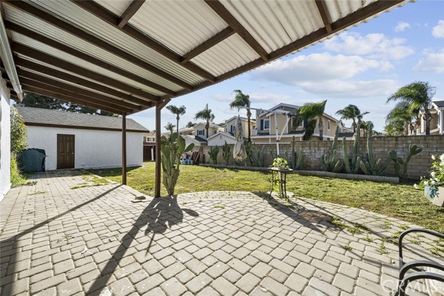 Detail Gallery Image 34 of 52 For 9757 White Oak, Northridge,  CA 91325 - 4 Beds | 3 Baths