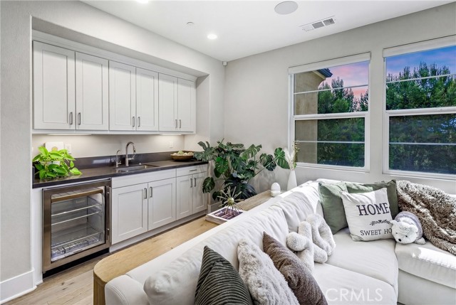 Detail Gallery Image 23 of 46 For 64 Bellatrix, Irvine,  CA 92618 - 5 Beds | 5/1 Baths