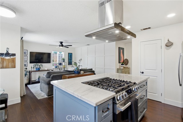 Detail Gallery Image 13 of 35 For 17430 Crawford, Lake Elsinore,  CA 92530 - 3 Beds | 2 Baths