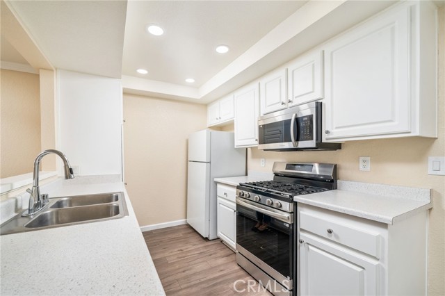 1460 Kendall Drive, San Bernardino CA: https://media.crmls.org/medias/69728cec-112e-475a-ad0d-2a96a81960e6.jpg
