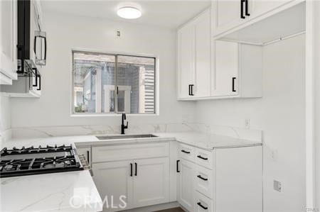 116 S Fir Avenue, Inglewood CA: https://media.crmls.org/medias/697341f4-959d-4395-95e4-cb6b2b08bbae.jpg
