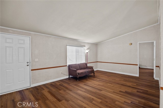 Detail Gallery Image 3 of 56 For 777 S Temescal St #81,  Corona,  CA 92879 - 4 Beds | 2 Baths
