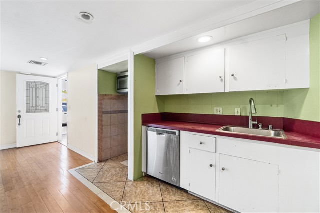 1731 E Wardlow Road, Long Beach CA: https://media.crmls.org/medias/6973c70f-7f92-48fd-bcb0-6b0639a95681.jpg