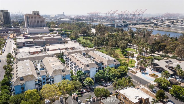 Detail Gallery Image 39 of 39 For 730 W 4th St #415,  Long Beach,  CA 90802 - 2 Beds | 2 Baths