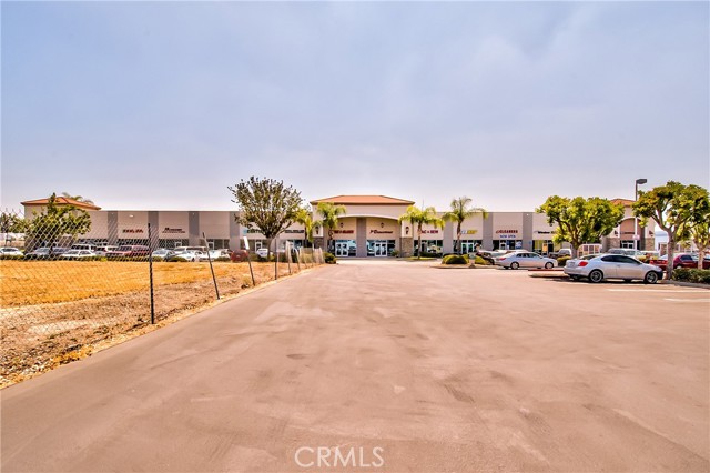 13641 Central Avenue, Chino, California 91710, ,Commercial Lease,For Rent,13641 Central Avenue,CRIV25025842