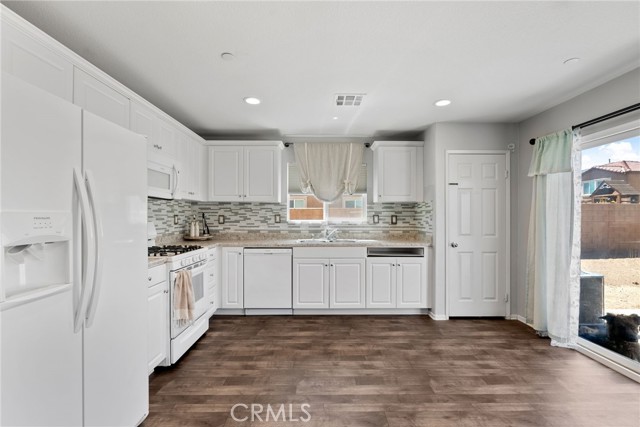 Detail Gallery Image 48 of 52 For 11832 Espola Pl, Victorville,  CA 92392 - 4 Beds | 3 Baths