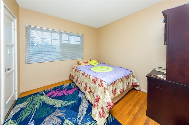 Detail Gallery Image 8 of 18 For 10425 Rainier St, Sun Valley,  CA 91352 - 3 Beds | 1 Baths