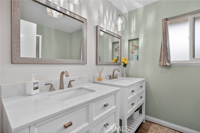 2525 Neptune Place photo 30