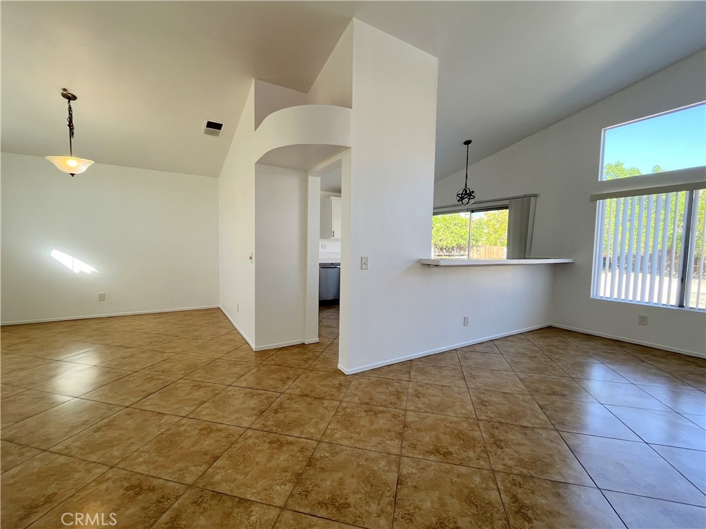 MLS #IG25263061 image #5