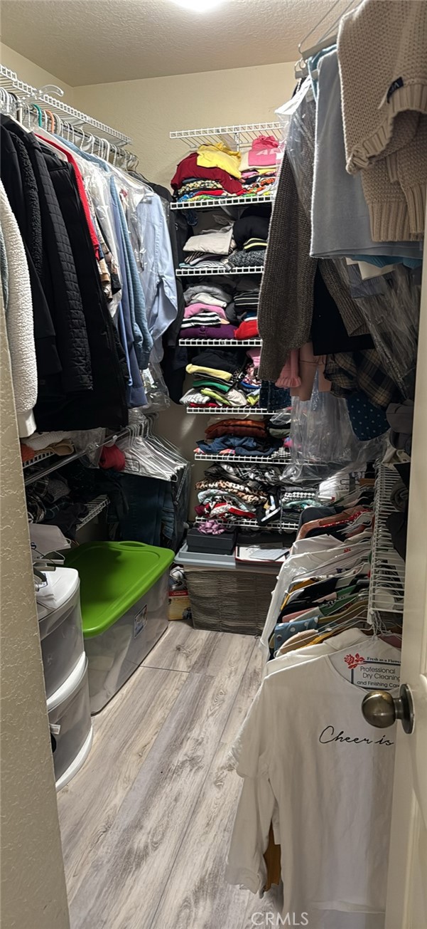 https://media.crmls.org/medias/697b0fdc-1680-44e5-a742-810aaf908f66.jpg?preset=X-Large