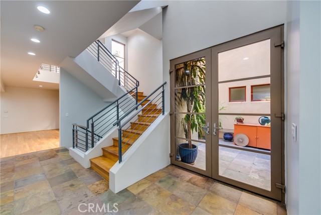 143 Union Jack Mall, Marina del Rey CA: https://media.crmls.org/medias/697b1efb-1f48-45b9-9bd4-0c58e9d6d626.jpg