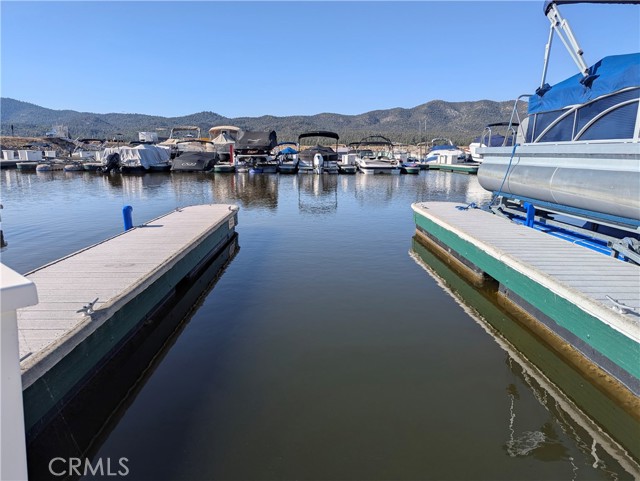 400 D-14 Pine Knot Avenue, Big Bear Lake CA: https://media.crmls.org/medias/697b29d1-e09d-4892-8323-d4a695dc37c1.jpg