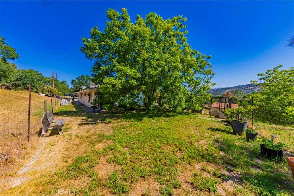 https://media.crmls.org/medias/697c4323-8686-4aef-91c1-7b47dde68072.jpg?preset=X-Large