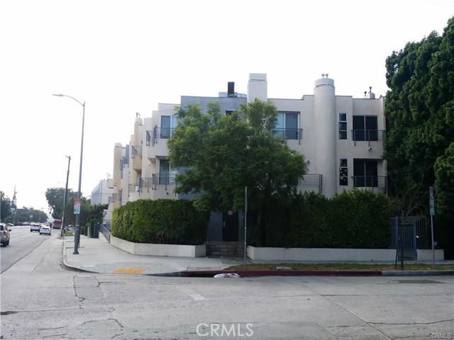 Image 2 for 5601 W Olympic Blvd #101, Los Angeles, CA 90036