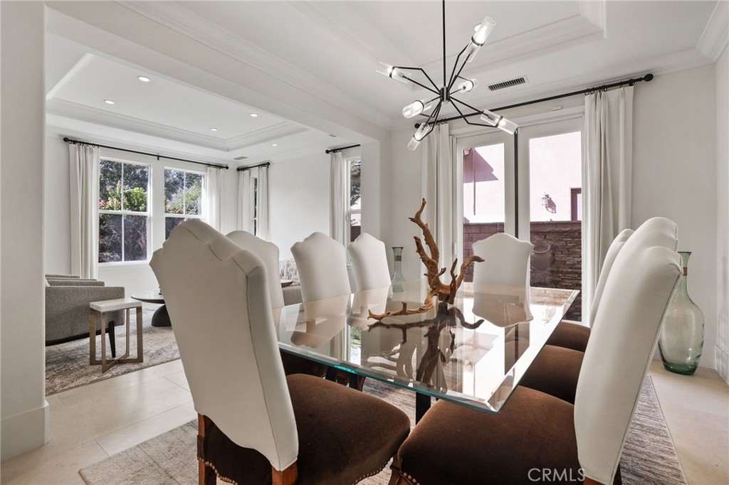 MLS #OC25222504 image #11