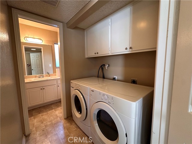 769 Warwick Avenue photo 6