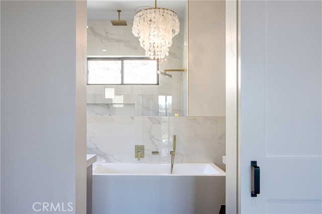 38721 Calle De Toros, Temecula CA: https://media.crmls.org/medias/697d81f2-059c-49ce-9834-29fa1ec4f4b8.jpg