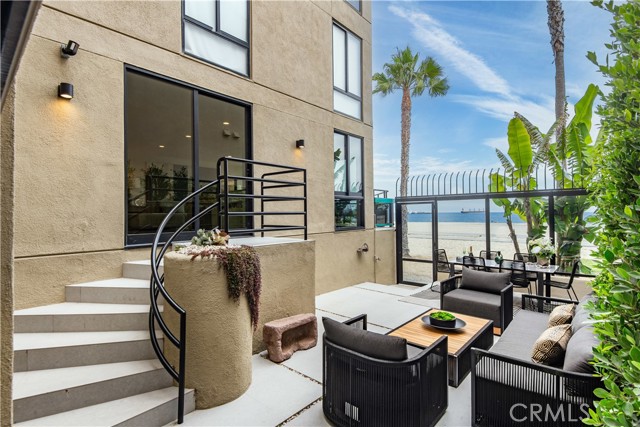 Detail Gallery Image 35 of 44 For 1310 East Ocean Boulevard #14,  Long Beach,  CA 90802 - 3 Beds | 2/1 Baths