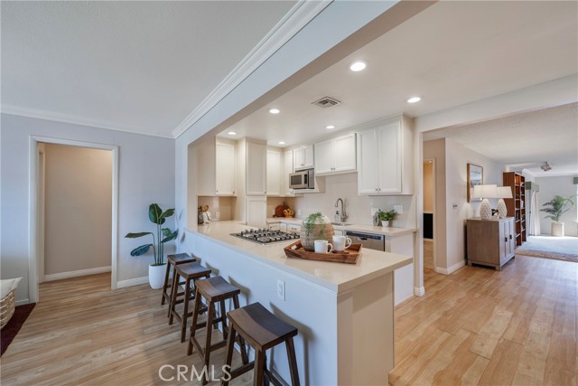 Detail Gallery Image 10 of 38 For 2404 W Ash Ave, Fullerton,  CA 92833 - 3 Beds | 2 Baths