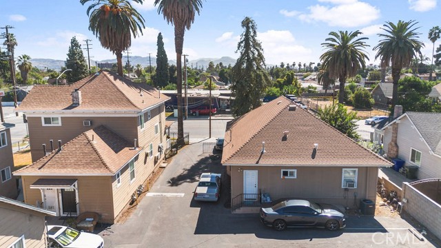 708 W 9th Street, San Bernardino, California 92410, ,Commercial Sale,For Sale,708 W 9th Street,CRIG24209229