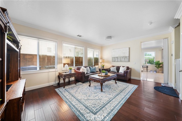 Detail Gallery Image 7 of 61 For 13 Frances Cir, Buena Park,  CA 90621 - 4 Beds | 3 Baths