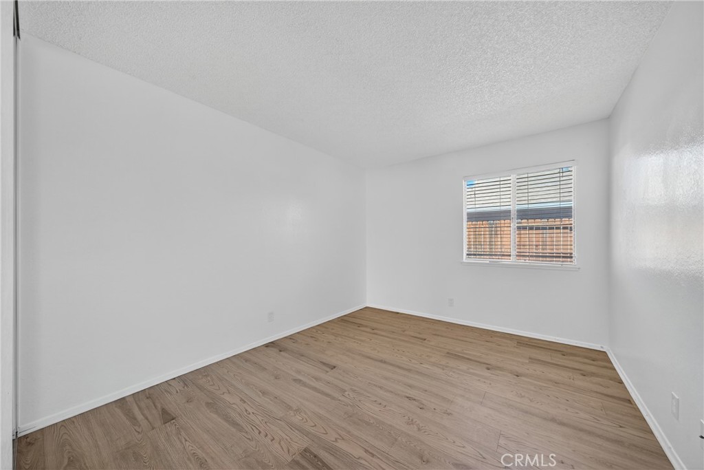 MLS #OC25244729 image #26