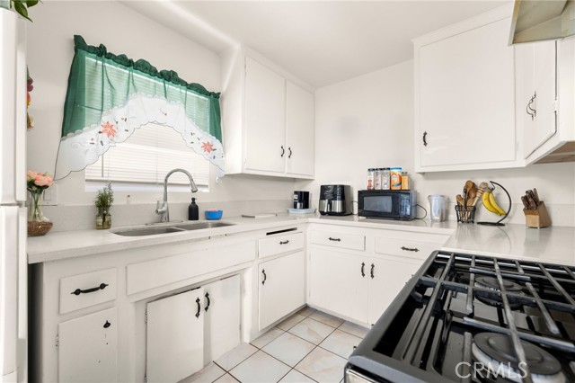 11160 Freer Street, Temple City CA: https://media.crmls.org/medias/697fc362-e9aa-4abc-8260-66e393b6de88.jpg