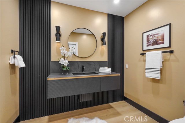 4230 Alonzo Avenue, Encino CA: https://media.crmls.org/medias/69802a2f-9da8-4345-8286-e347c1cfe147.jpg