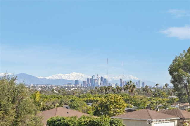 Detail Gallery Image 8 of 57 For 5280 Sanchez, Los Angeles,  CA 90008 - 4 Beds | 4 Baths