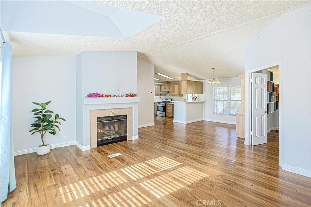 MLS #PW25280296 image #6