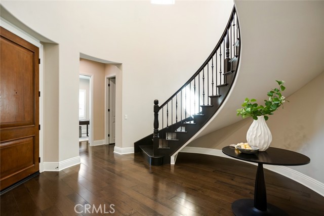 Image 5 of 75 For 2282 Rosecrans Court