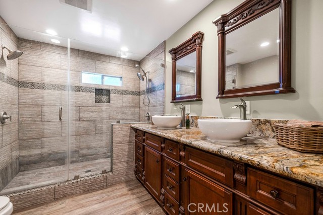 700 E Washington Street, Colton CA: https://media.crmls.org/medias/6981e436-b13d-4c38-9b75-10bb8eef9393.jpg