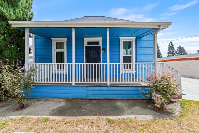 Detail Gallery Image 1 of 38 For 16412 Bixler Ave, Paramount,  CA 90723 - 2 Beds | 1 Baths