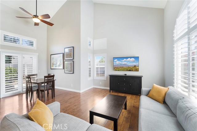 Detail Gallery Image 7 of 29 For 13256 Lost Trail Ct, Corona,  CA 92883 - 3 Beds | 2/1 Baths