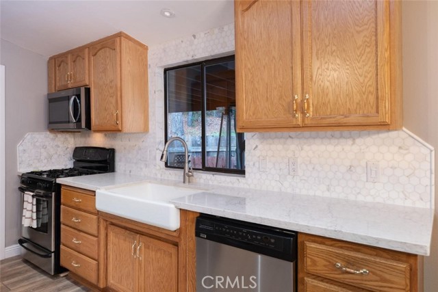 Detail Gallery Image 12 of 27 For 39737 Road 274 #63,  Bass Lake,  CA 93604 - 3 Beds | 2 Baths