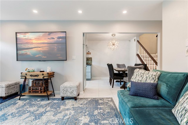 Detail Gallery Image 8 of 31 For 25900 Oak St #102,  Lomita,  CA 90717 - 3 Beds | 2 Baths