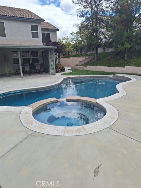 28627 Chaucer Drive, Menifee CA: https://media.crmls.org/medias/69836012-966f-4ef0-8ffc-c8b36ea8a8bf.jpg