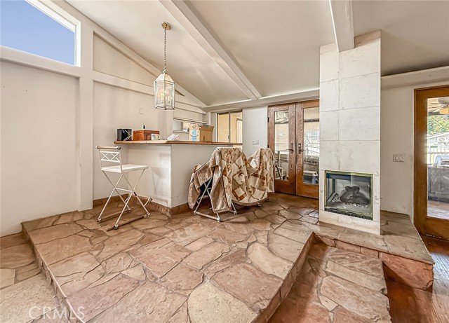 8835 Monogram Avenue, North Hills CA: https://media.crmls.org/medias/69841312-38f0-49aa-a948-3610791a4e14.jpg