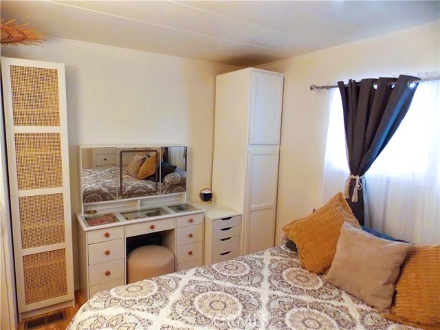 Detail Gallery Image 10 of 20 For 21922 Ottawa Rd #14,  Apple Valley,  CA 92308 - 2 Beds | 1 Baths