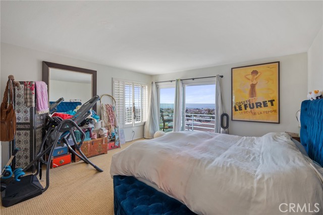 Detail Gallery Image 12 of 27 For 867 Aubrey Ct #3,  Hermosa Beach,  CA 90254 - 3 Beds | 3/1 Baths