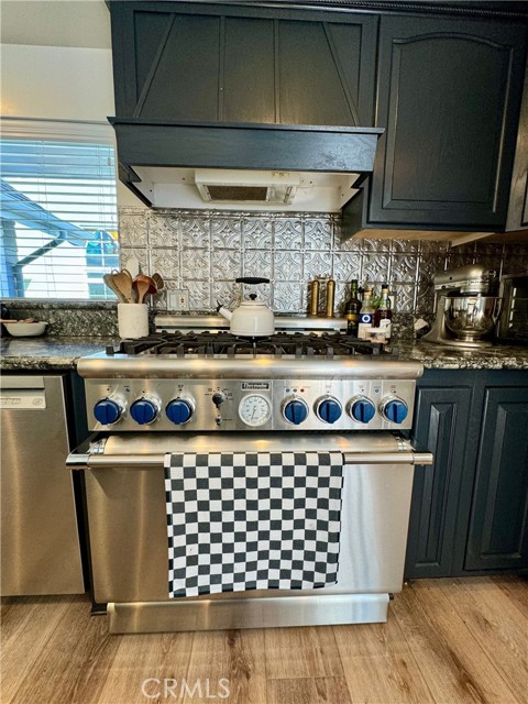 437 Cypress Drive, Laguna Beach CA: https://media.crmls.org/medias/69858688-bb24-4f20-baa9-8dd7f9a8912c.jpg