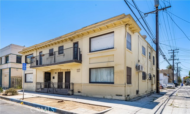 218 W 9th Street, Long Beach, CA, 90813 218 W 9th Street, Long Beach, CA, 90813