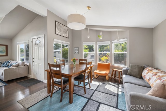 614 Rancho Oaks Drive, San Luis Obispo CA: https://media.crmls.org/medias/69867d5d-d474-4161-bf38-303bbd0e5e11.jpg