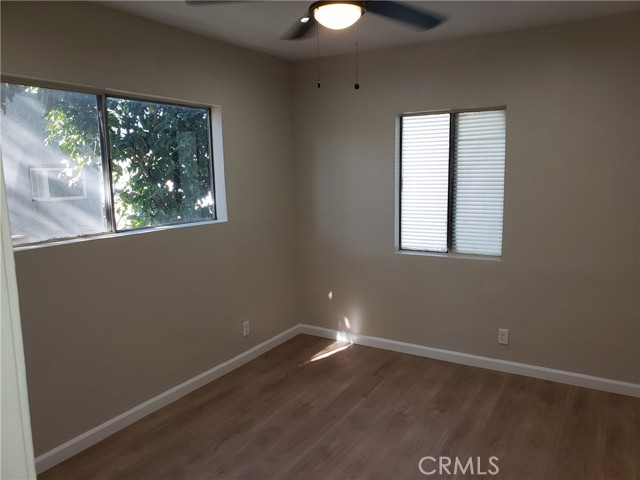 Detail Gallery Image 9 of 15 For 10213 Laurel Canyon Bld, Pacoima,  CA 91331 - 4 Beds | 2 Baths
