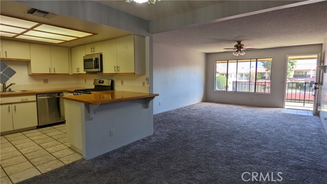 Detail Gallery Image 4 of 23 For 25604 Sharp Dr #O,  Hemet,  CA 92544 - 2 Beds | 2 Baths